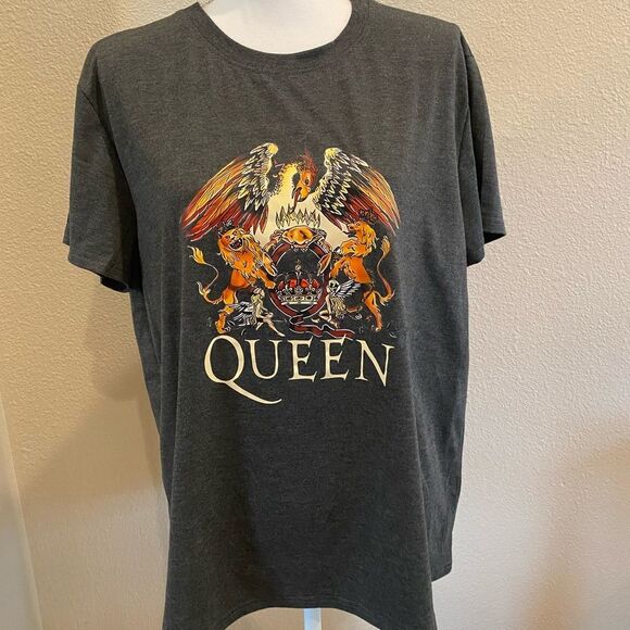 Queen Graphic T-Shirt - Dark Gray Size XXL - Picture 1 of 4
